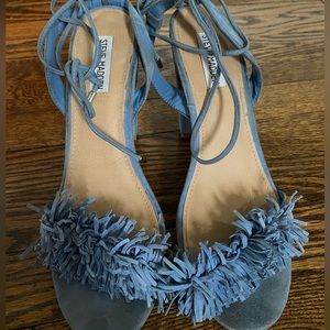 STEVE MADDEN FRILLED SKY BLUE LACED UP SANDALS